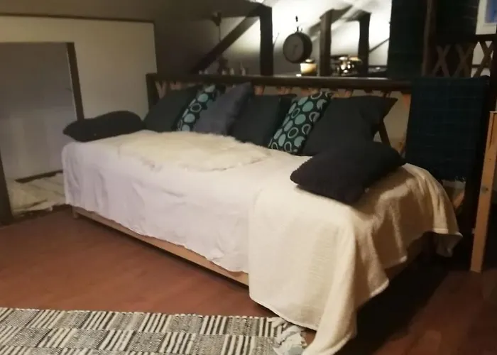 Helena ナーンタリ