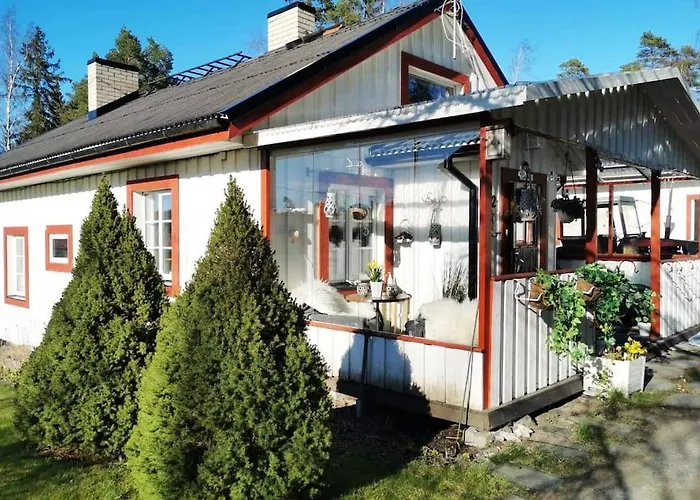 Helena ナーンタリ